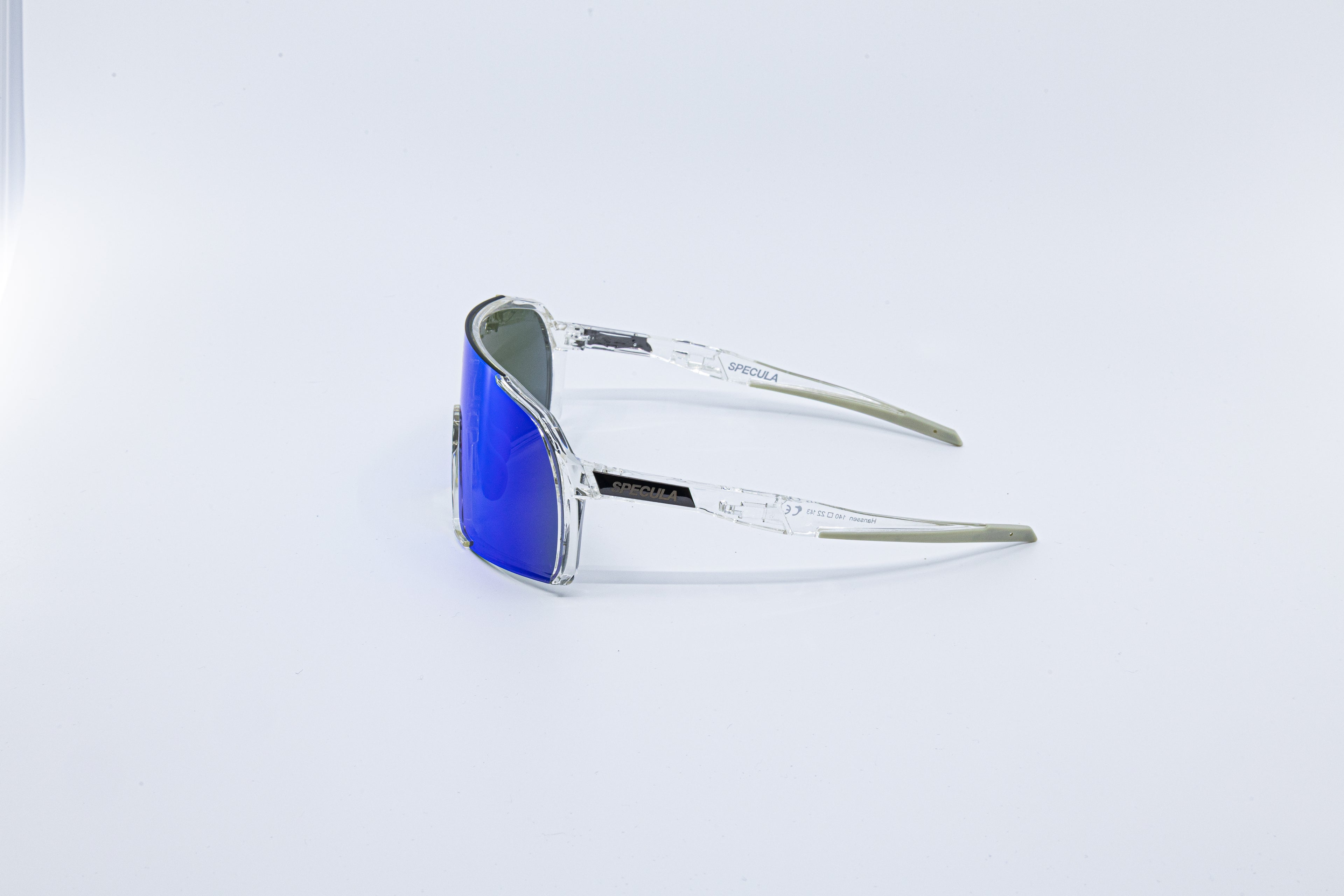 Hanssen Large Clear Ice Blue